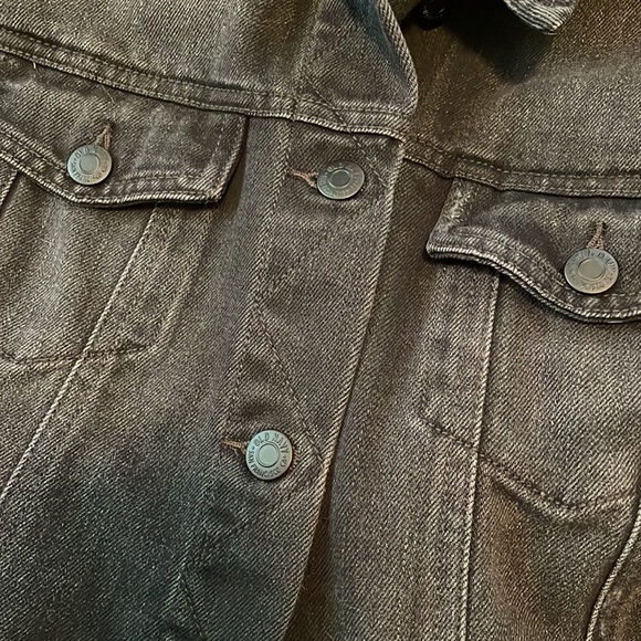 Destructed Black Old Navy Jean Jacket Large - Picture 10 of 10